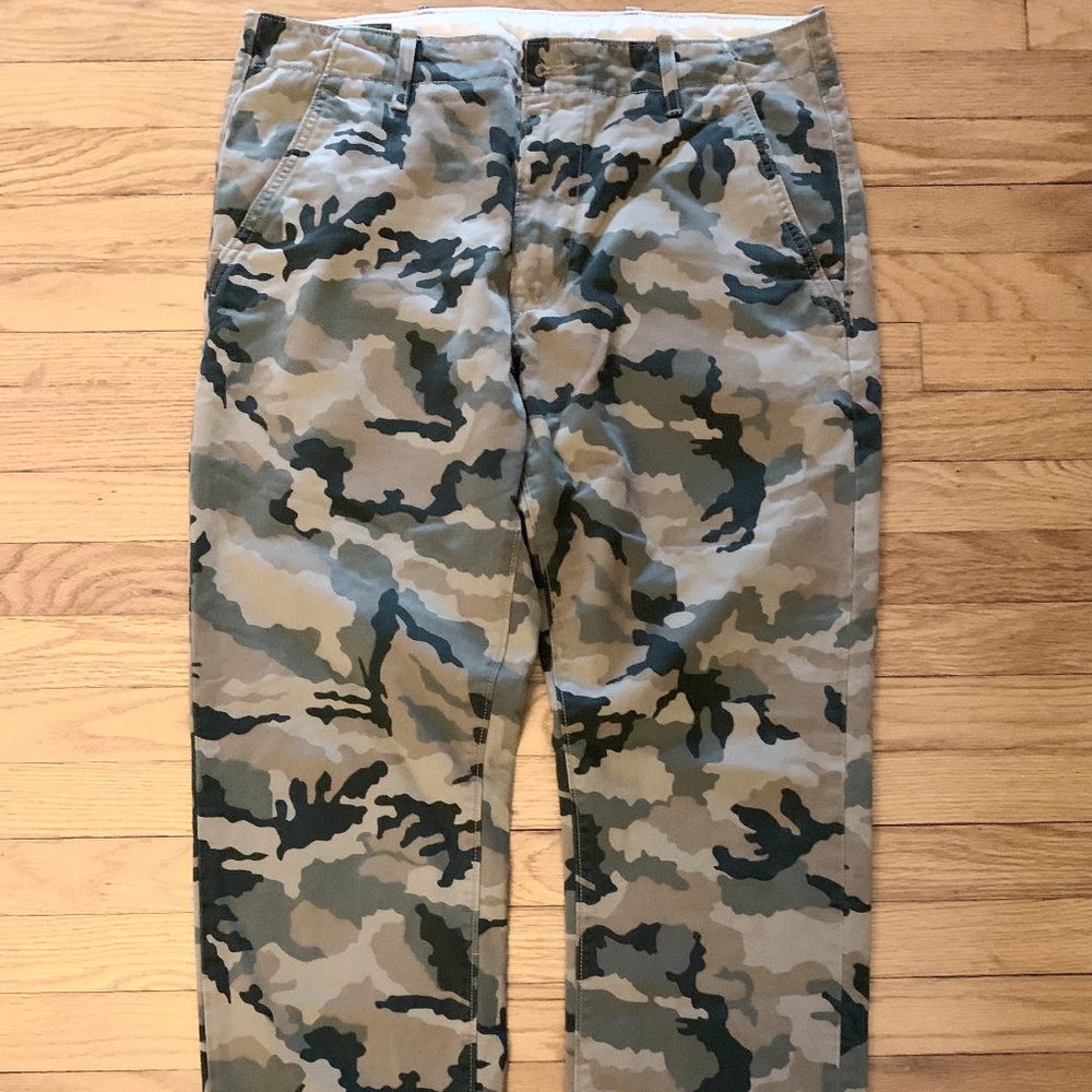 Men's or Women's' Levi's Camouflage Chinos Pants